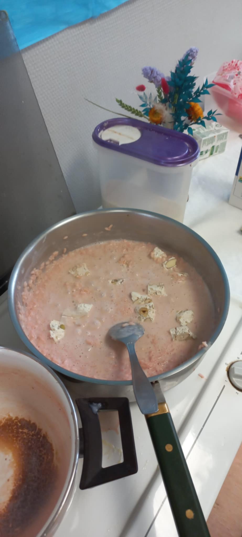 b9f0e5da 3547 4e43 96c5 d07ad6f2a395